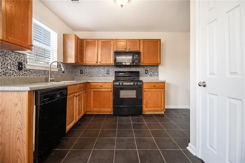 680 Barshay Drive, Covington, Georgia image 6