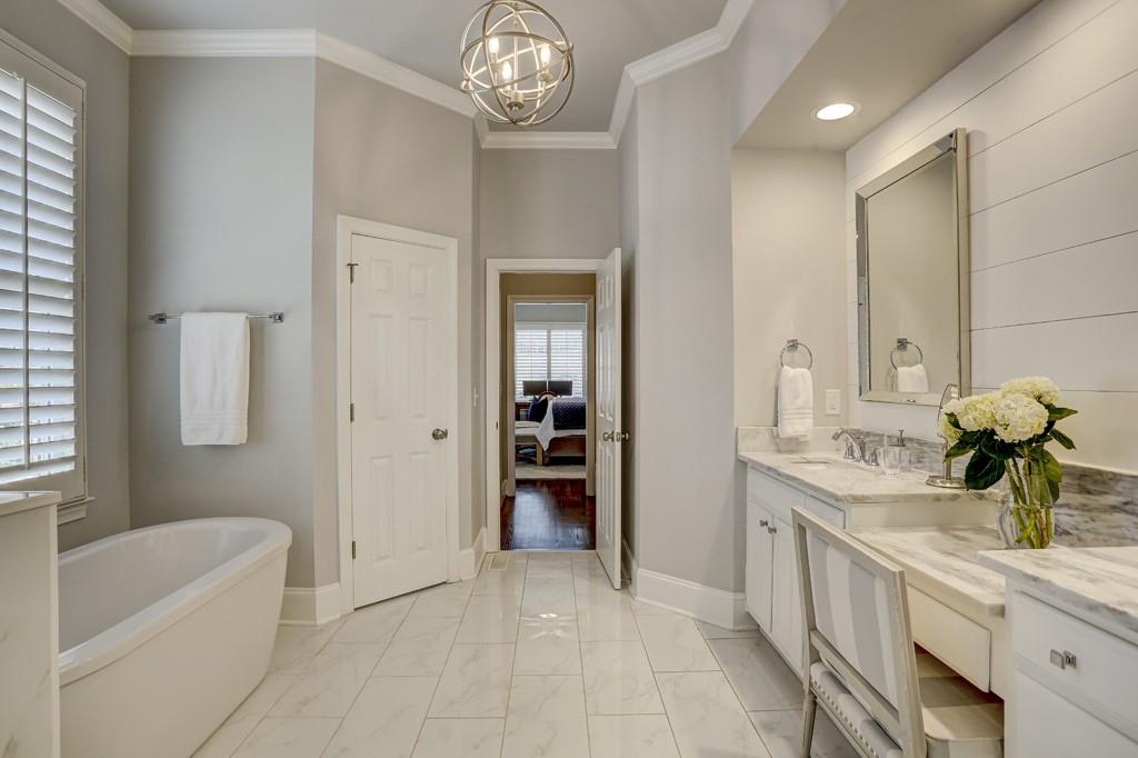 6640 Eastleigh Circle, Suwanee, Georgia image 37