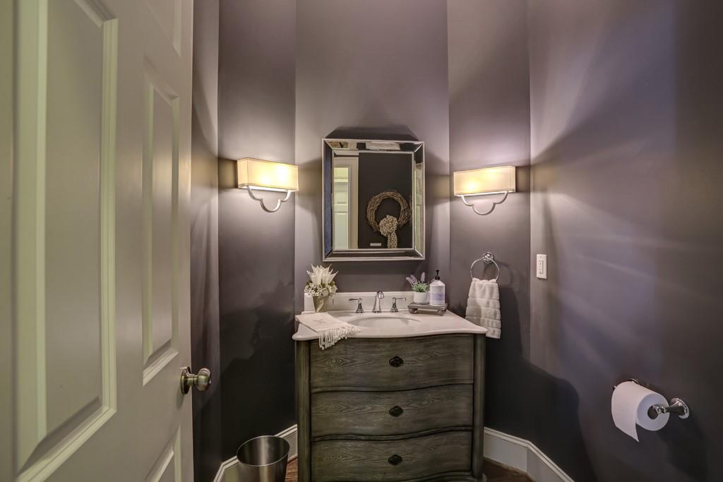 6640 Eastleigh Circle, Suwanee, Georgia image 34