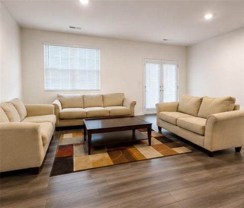 Townhouse For Sale - 1054 Paddington Drive<br/> Bartow County, Cartersville, GA 30120