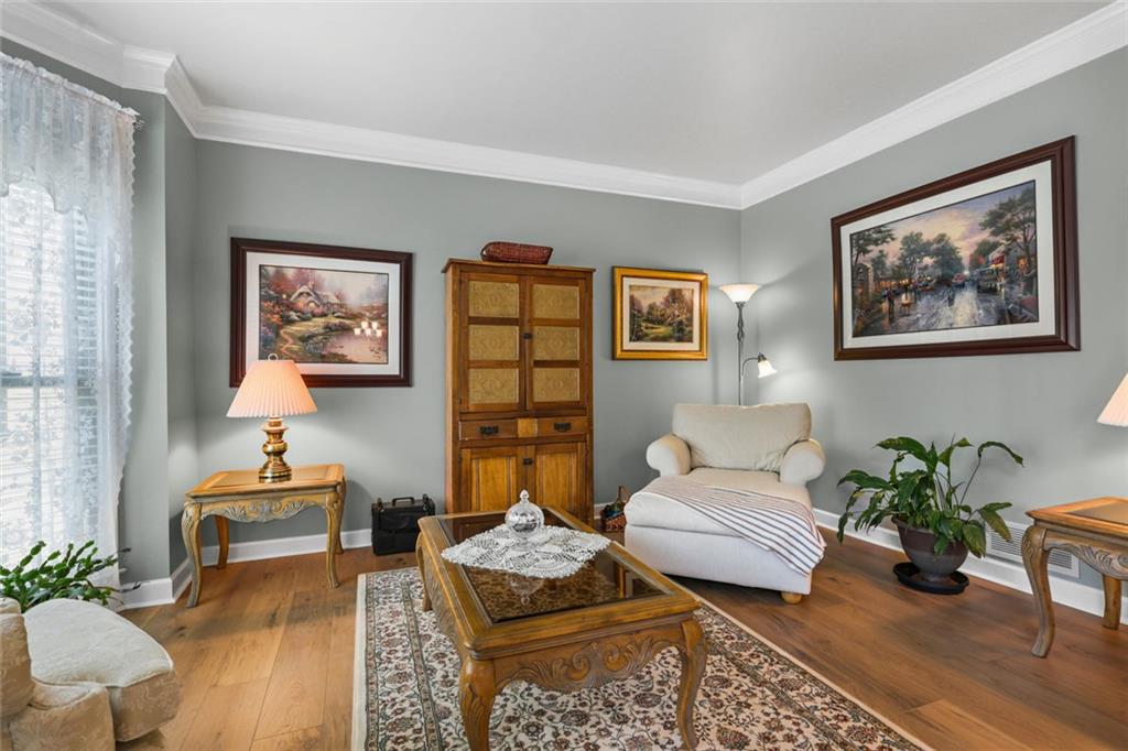 335 Dunhill Way Court