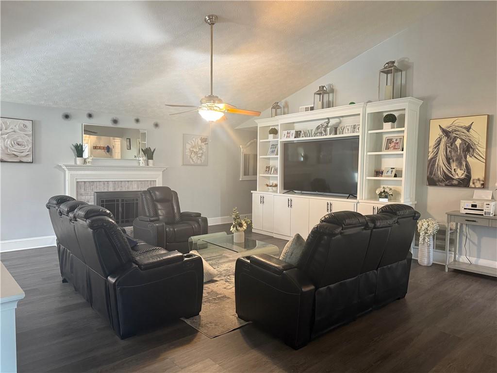 2303 Condor Drive