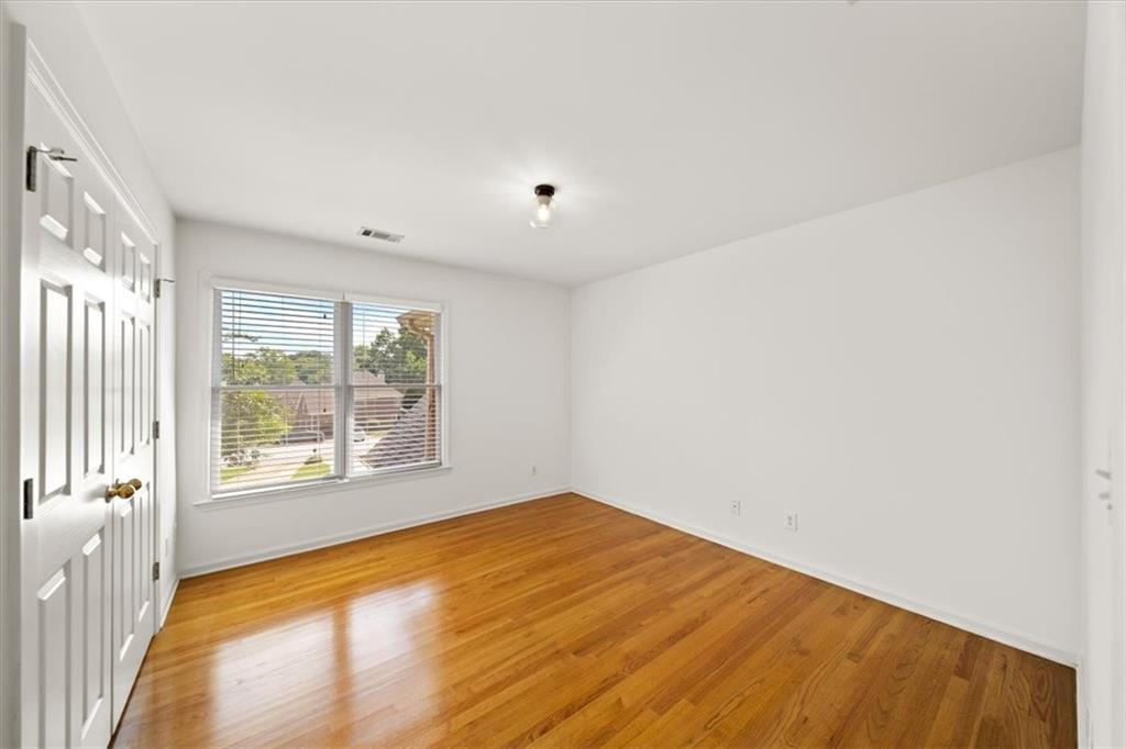 Oak Park - Residential
