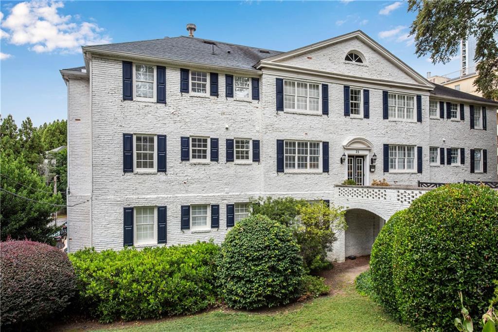 25 Sheridan Drive NE 5