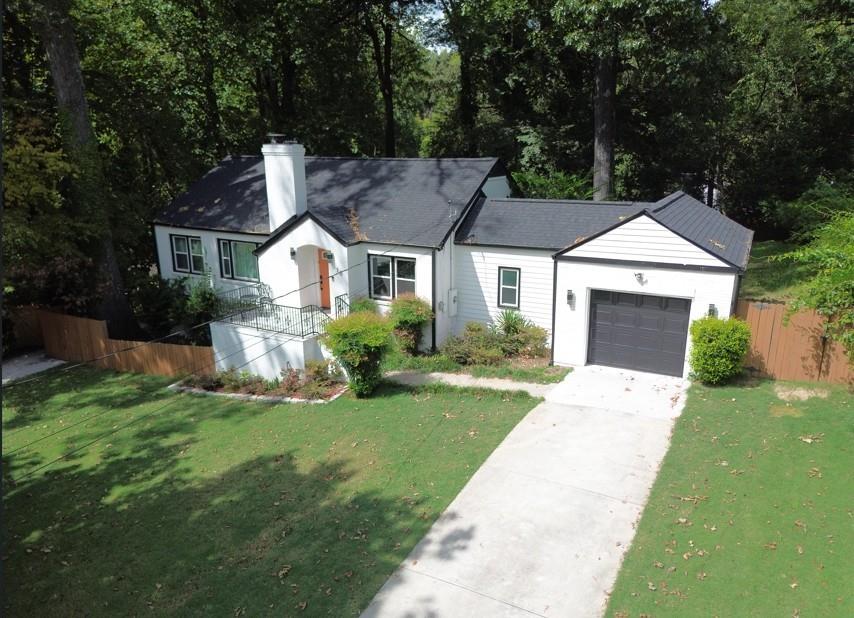 10 Claire Drive SE