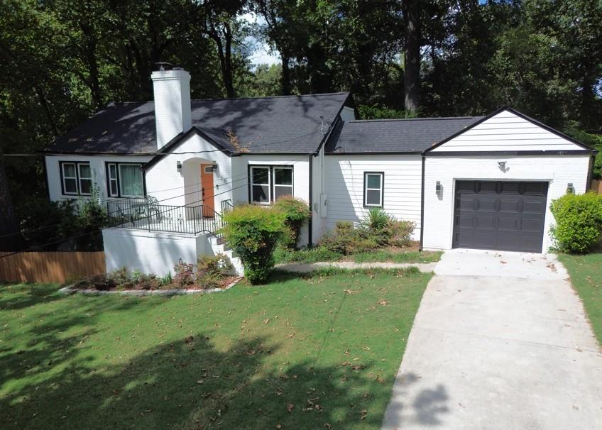 10 Claire Drive SE