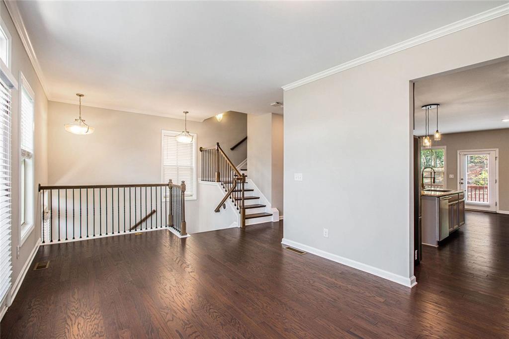 320 Northaven Avenue