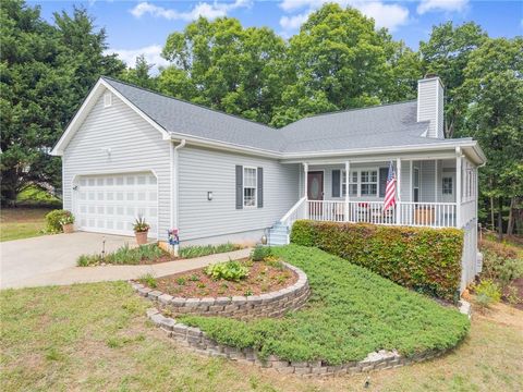 Homes For Sale - 652 Shadow Mountain Lane<br/> Cleveland, GA 30528