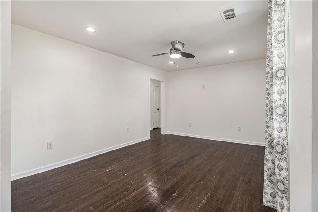 1926 Lakewood Terrace SE