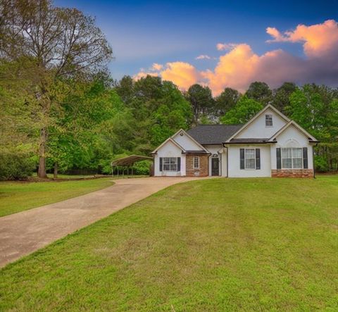 Homes For Sale - 115 Huntington Street<br/> Covington, GA 30016