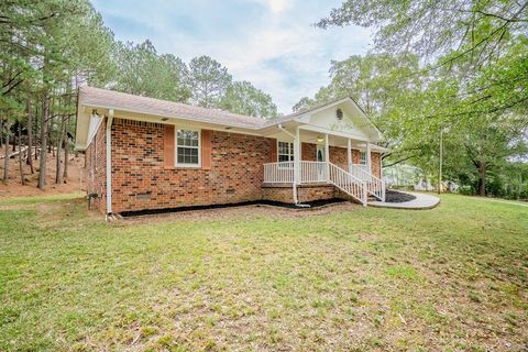 A home in Calhoun