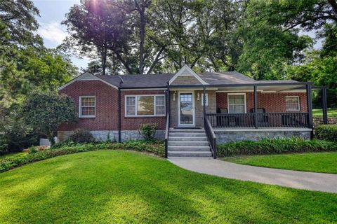 Homes For Sale - 990 Oakland Avenue<br/> Conyers, GA 30012