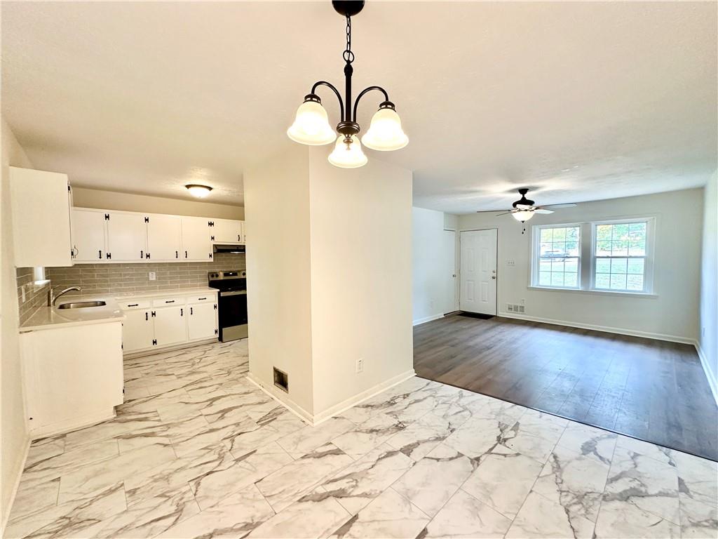 398 Windy Hill Road, Marietta, Georgia image 7