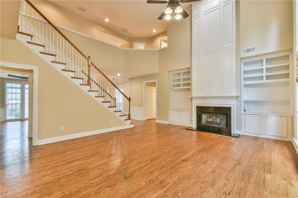 5155 Harbury Lane