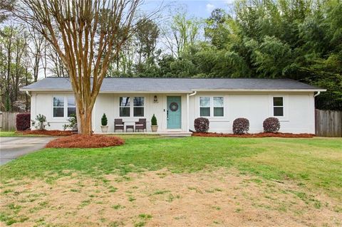 Homes For Sale - 1864 Creat Trail<br/> Smyrna, GA 30080