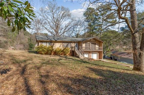 Homes For Sale - 6140 Michelle Lane<br/> Douglas County, Douglasville, GA 30135