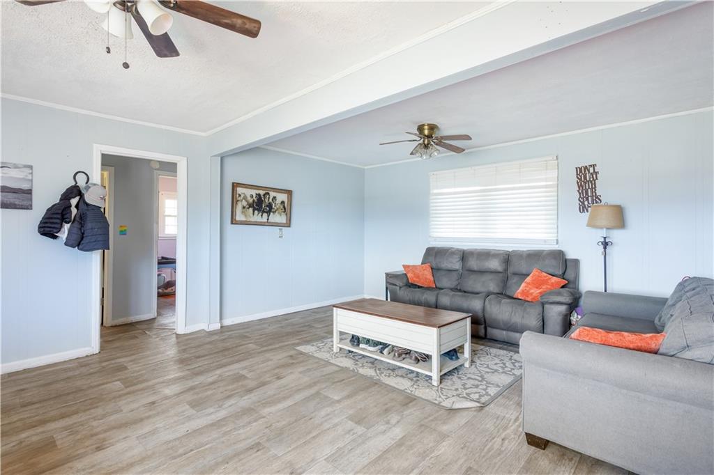 702 Buttermilk Road SW