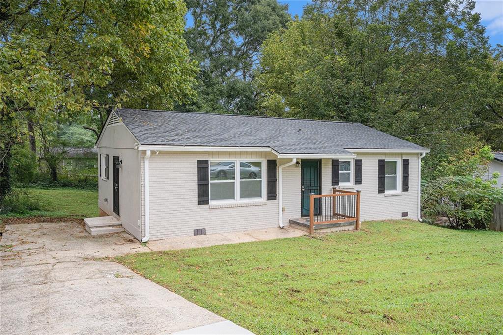 Welcome Home to this Beautifully Remodeled Ranch Home! This MOVE-IN READY home has it all, New countertops, stainless steel appliances, new white kitchen cabinets, new backsplash, new designer shower tile, new vanity, toilet, new driveway and fresh paint inside and out. This home is a Must See! Bring your Buyers today!