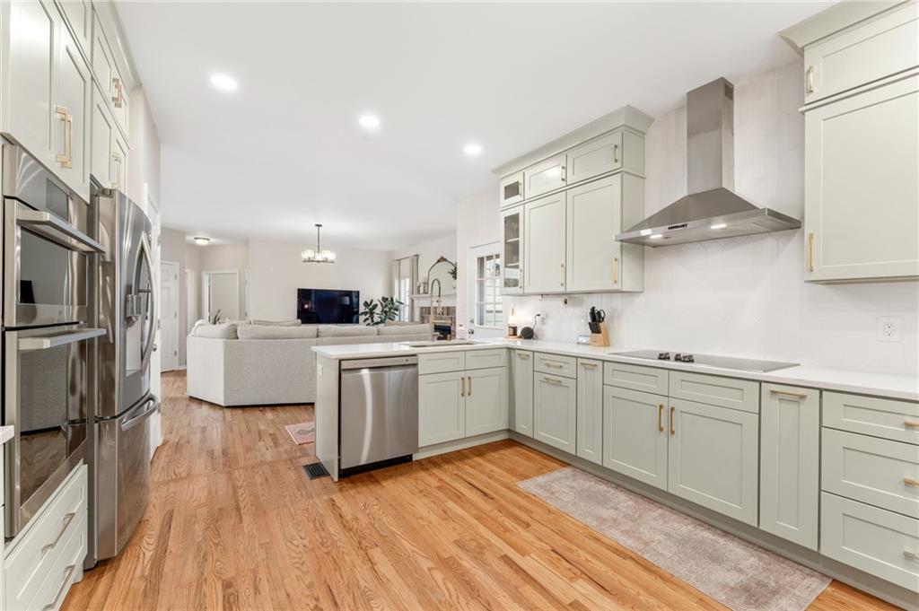 2792 Achillea Way SW