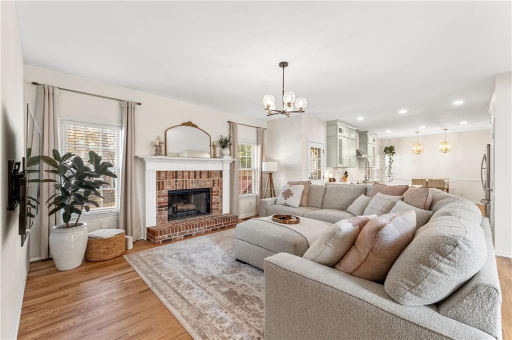 2792 Achillea Way SW