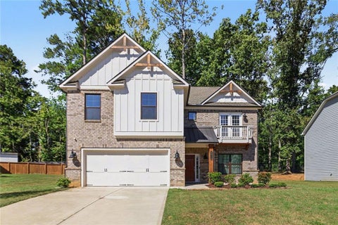 Homes For Sale - 3513 Palmer Falls Drive<br/> Douglasville, GA 30135