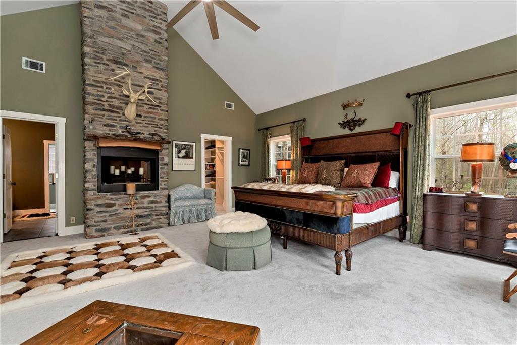 1040 Golden Avenue, Dahlonega, Georgia image 43