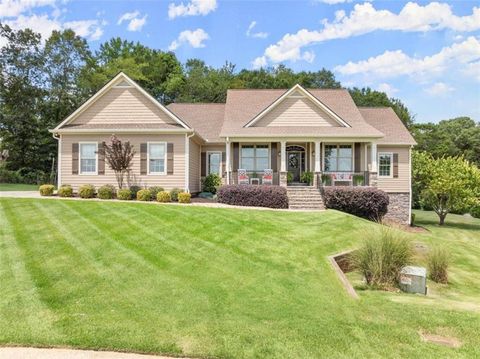 A home in Demorest