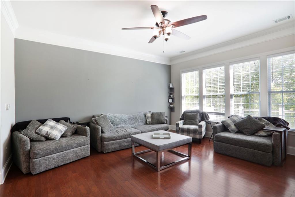 2248 Fort Drive, Smyrna, Georgia image 4