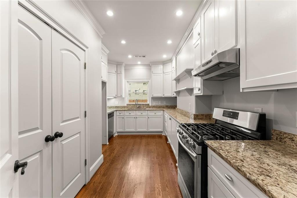 5816 Chamblee Dunwoody Road, Atlanta, Georgia image 16