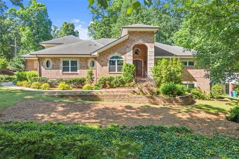5816 CHAMBLEE DUNWOODY Road Atlanta GA 30338