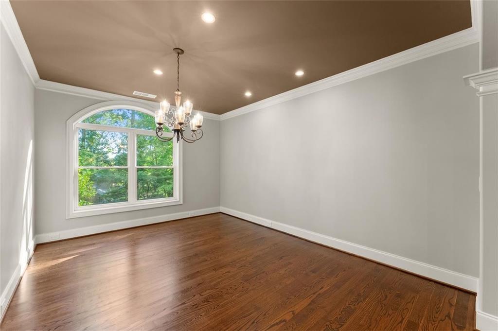 5816 Chamblee Dunwoody Road, Atlanta, Georgia image 9