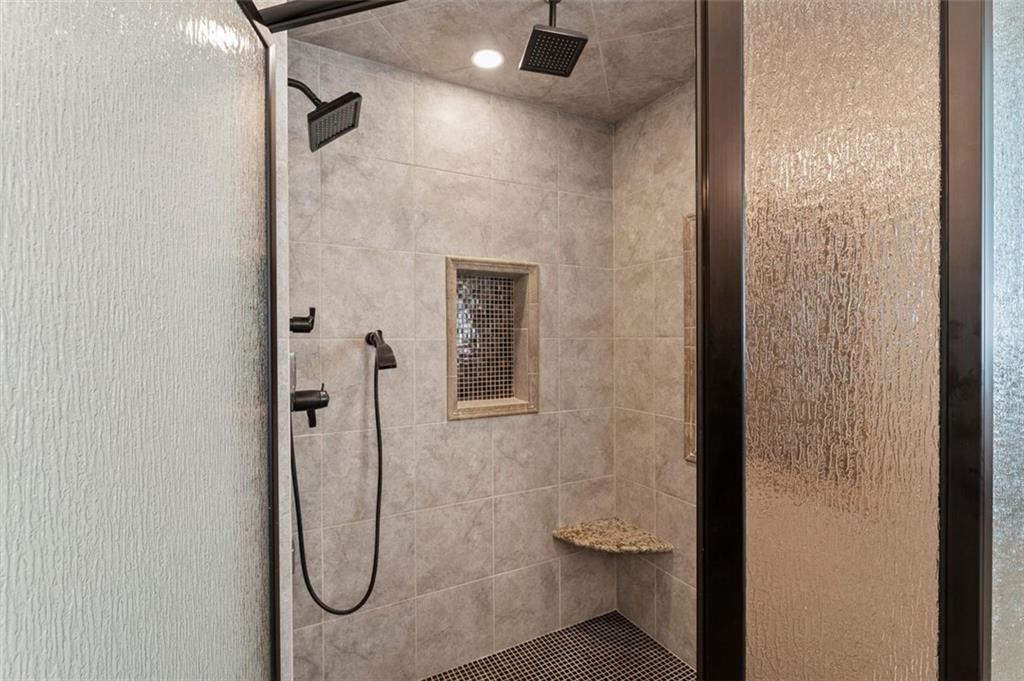 5816 Chamblee Dunwoody Road, Atlanta, Georgia image 26