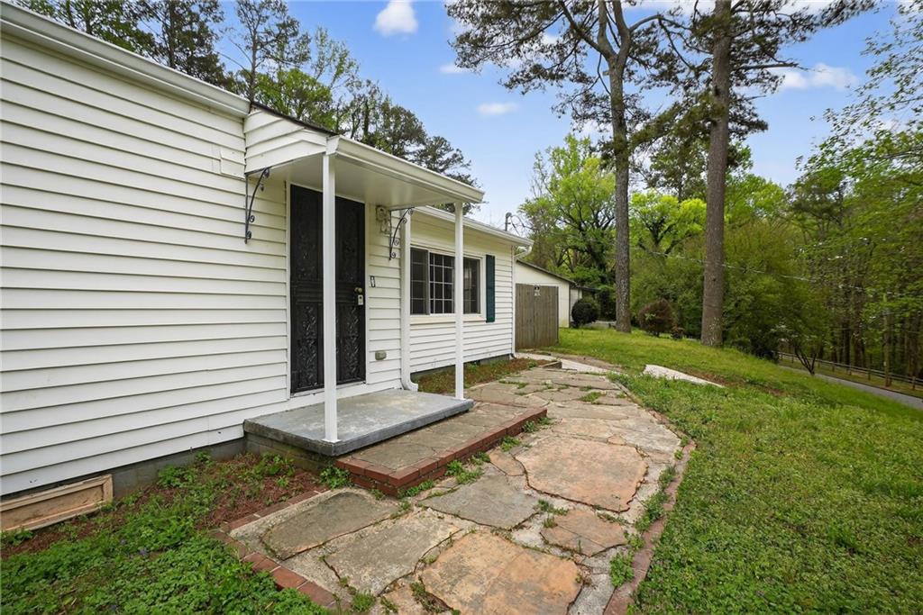 2252 Beecher Circle SW