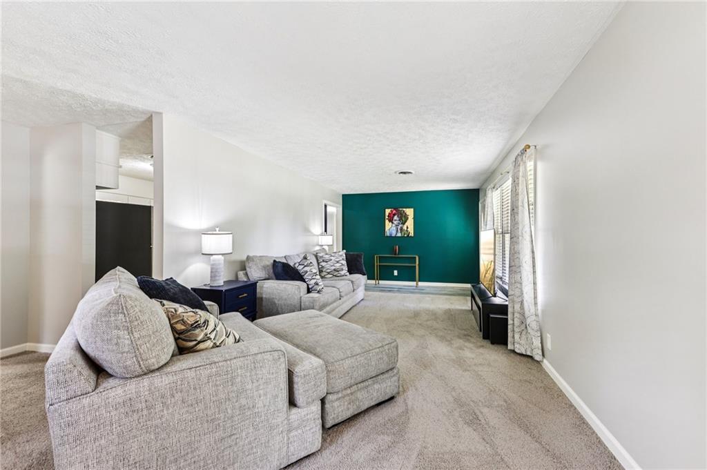 2915 Harper Valley Drive