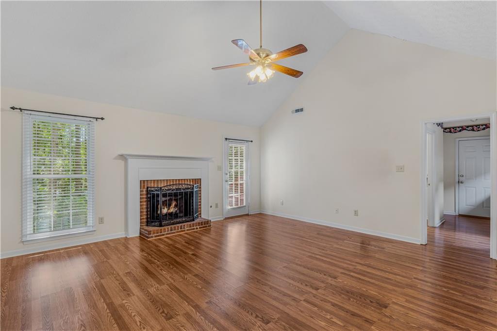 360 N Oakland Circle