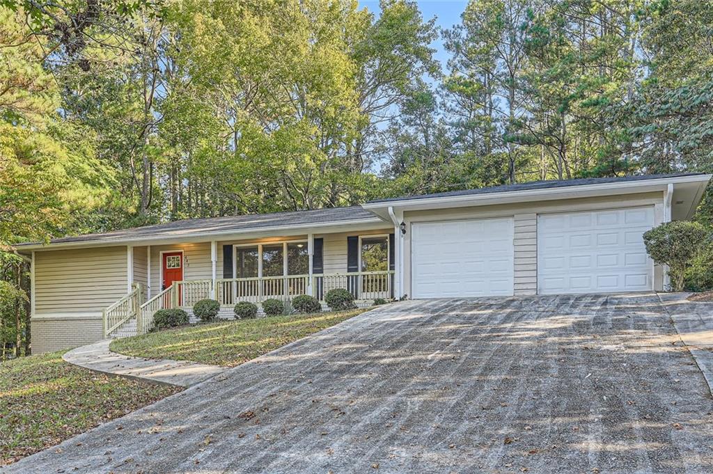 443 Creekwood Pass