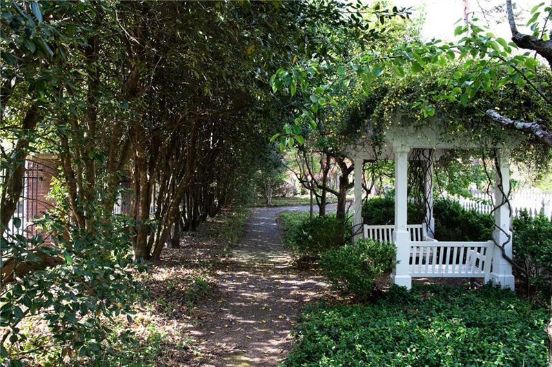 Sandy Springs - Residential