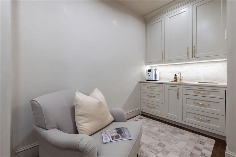 Sandy Springs - Residential