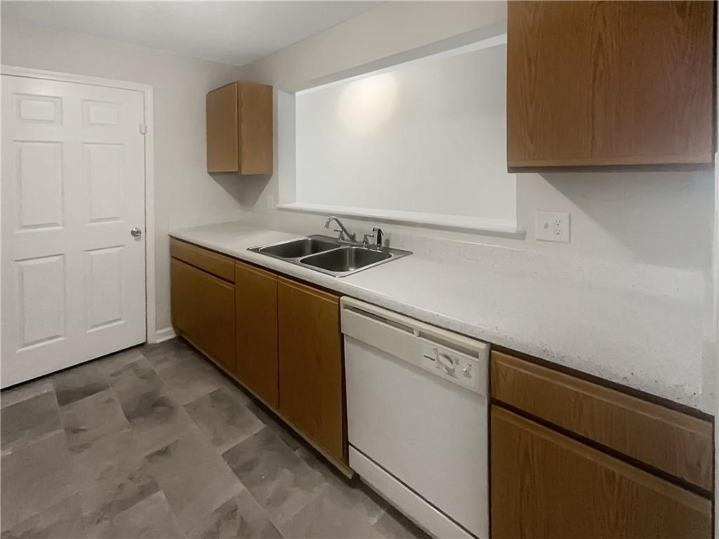 7302 Par Four Way, Lithonia, Georgia image 10
