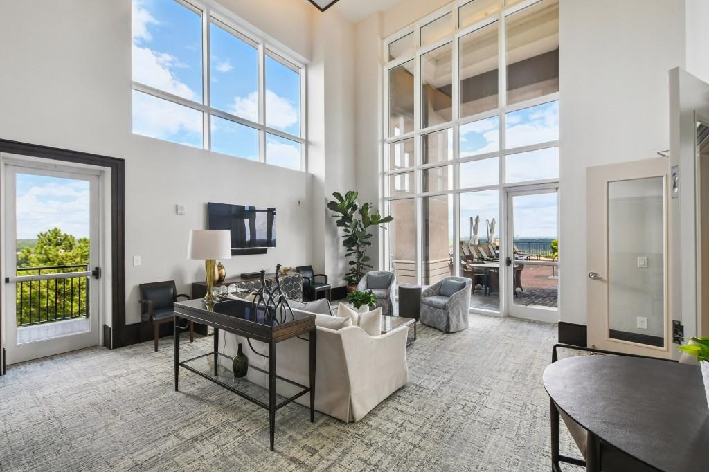 One Vinings Mountain - Residential
