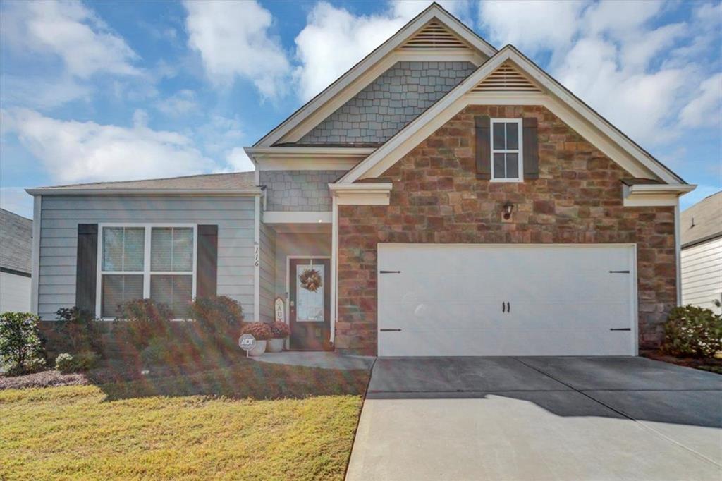 116 FOUR SEASONS Boulevard