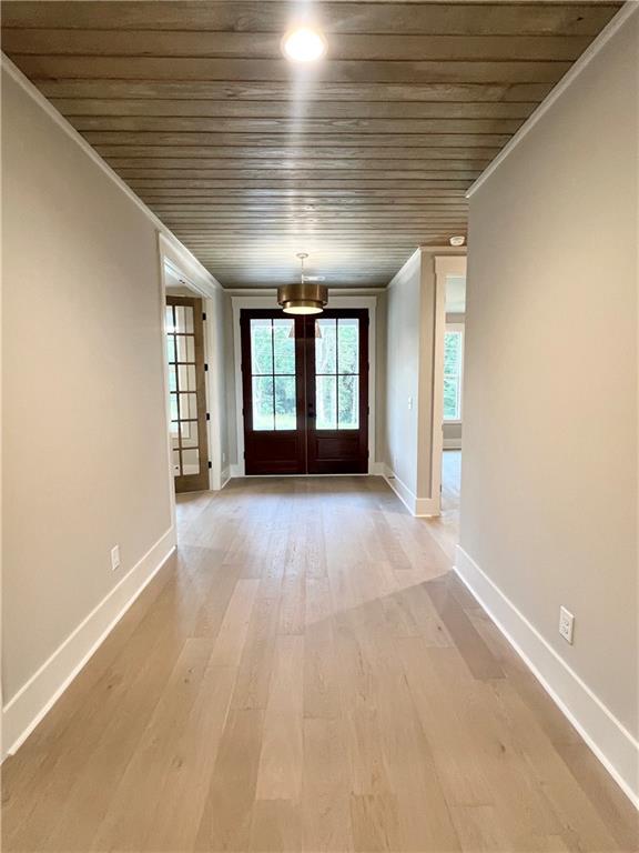 1111 Sunset Bluff
