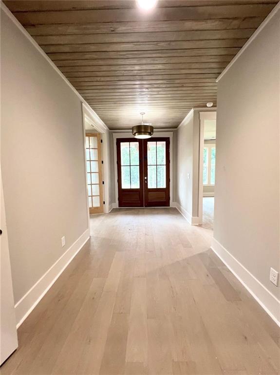 1111 Sunset Bluff