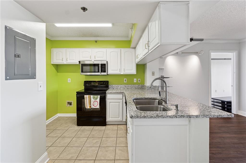 795 Hammond Drive 1407