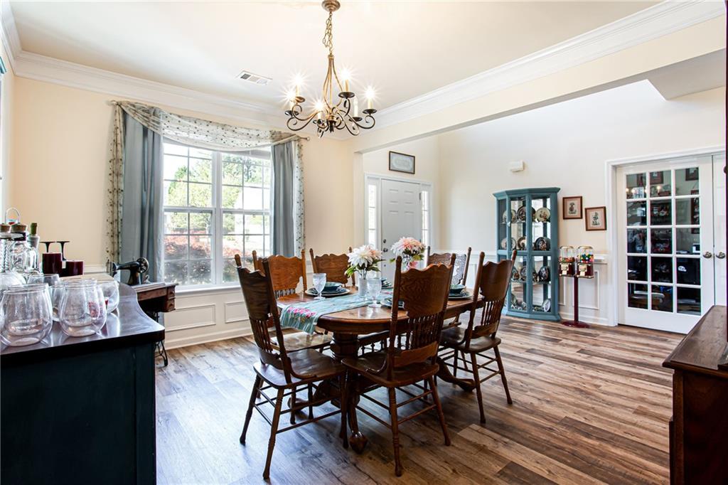 863 Van Briggle Path