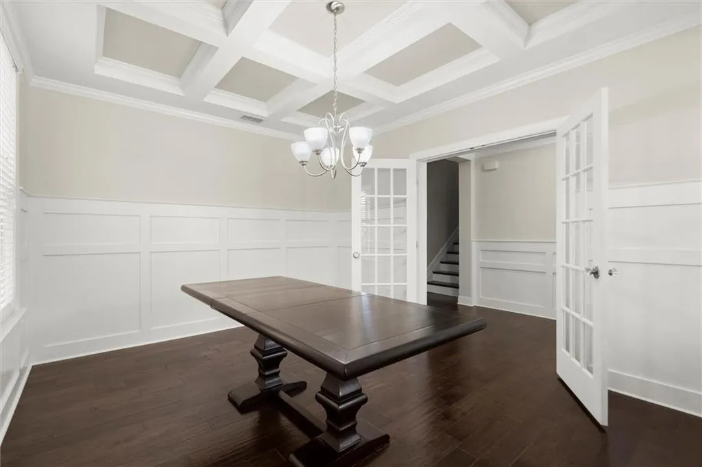 Sugar Hill, Georgia 30518, United States, 6 Bedrooms Bedrooms, ,5 BathroomsBathrooms,Residential,Active,162612