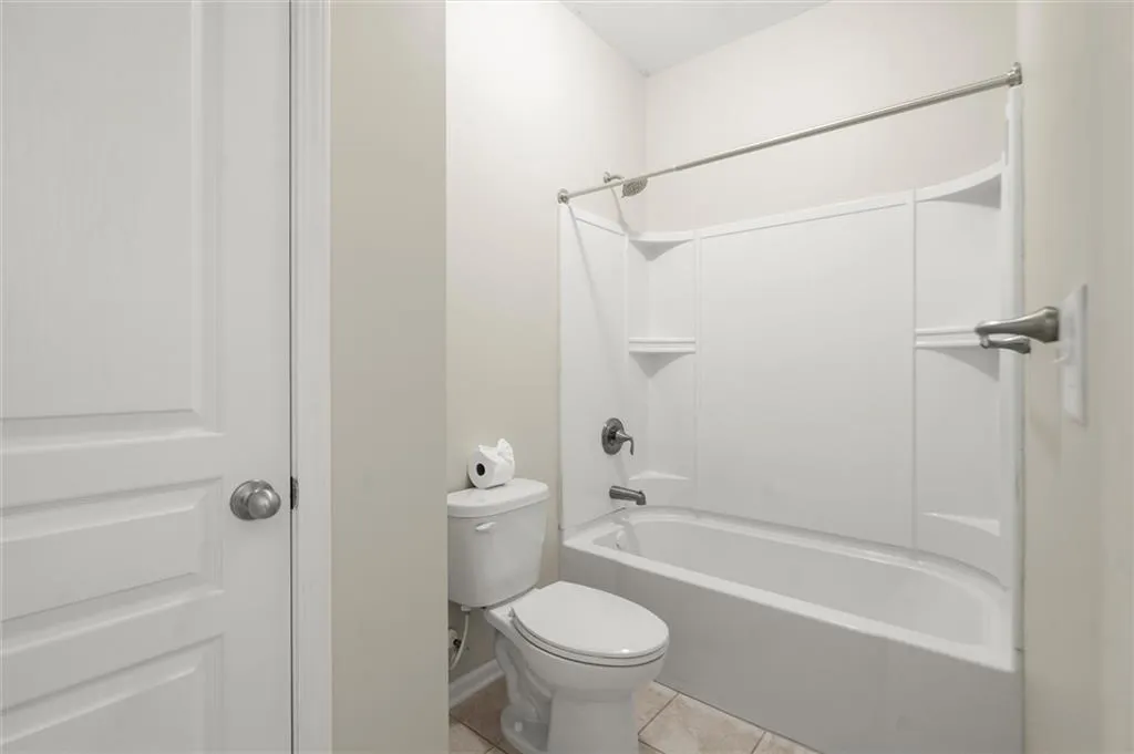 Sugar Hill, Georgia 30518, United States, 6 Bedrooms Bedrooms, ,5 BathroomsBathrooms,Residential,Active,162612