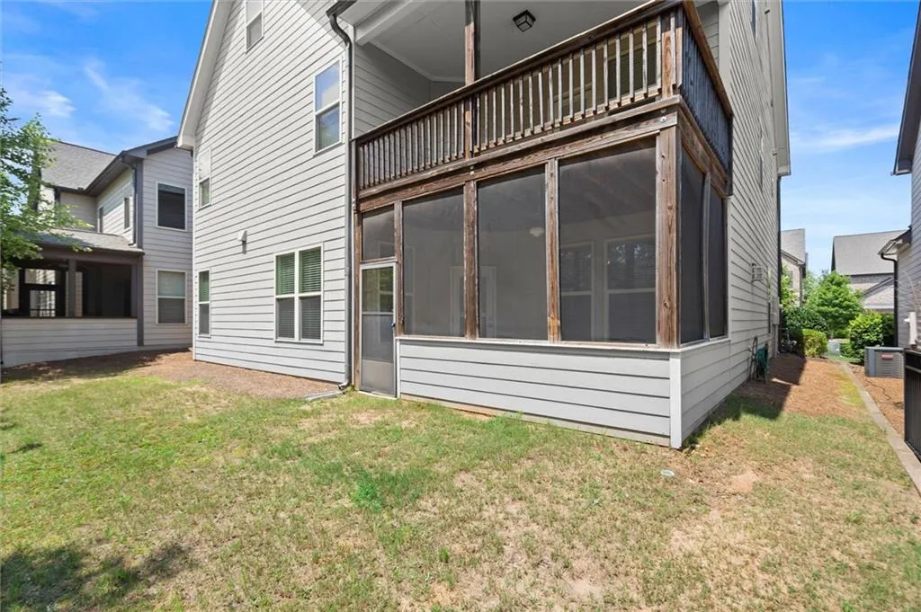 Sugar Hill, Georgia 30518, United States, 6 Bedrooms Bedrooms, ,5 BathroomsBathrooms,Residential,Active,162612