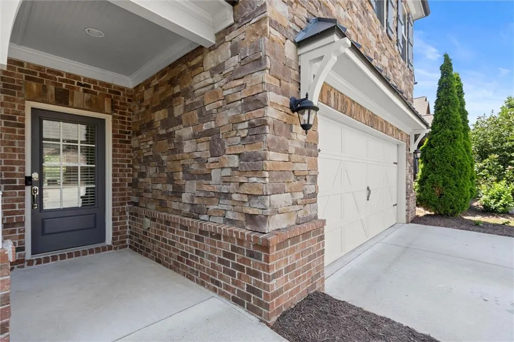 Sugar Hill, Georgia 30518, United States, 6 Bedrooms Bedrooms, ,5 BathroomsBathrooms,Residential,Active,162612