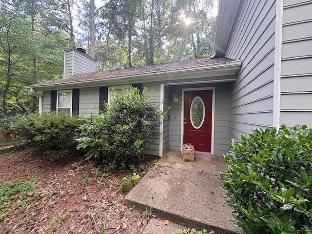 Welcome to 2256 Turtle Club Drive NE, located in the heart of East Cobb and zoned for some of the best schools in Marietta! This home sits on a large, wooded lot and offers loads of potential for the right buyer ready to roll up their sleeves and make it shine. Featuring a vaulted family room with gas fireplace, separate dining room, hardwood floors, and a tiled screened-in porch, this home is full of character and charm. The spacious master suite, finished basement with built-ins, and generous layout provide a solid foundation for updates and personalization.
Whether you're an investor, renovator, or homeowner looking to build sweat equity, this property offers a rare chance to create your dream home in an unbeatable location.
The best part of this property is the prime East Cobb location, top-rated school district, vaulted ceilings and natural light, finished basement (ideal for office or bonus room), large, private wooded lot, and tons of potential with the right vision! Bring your creativity and make this home your own!